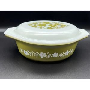 Pyrex Spring Blossom Green Crazy Daisy 1 1/2 QT Oval Casserole 043 lid 943